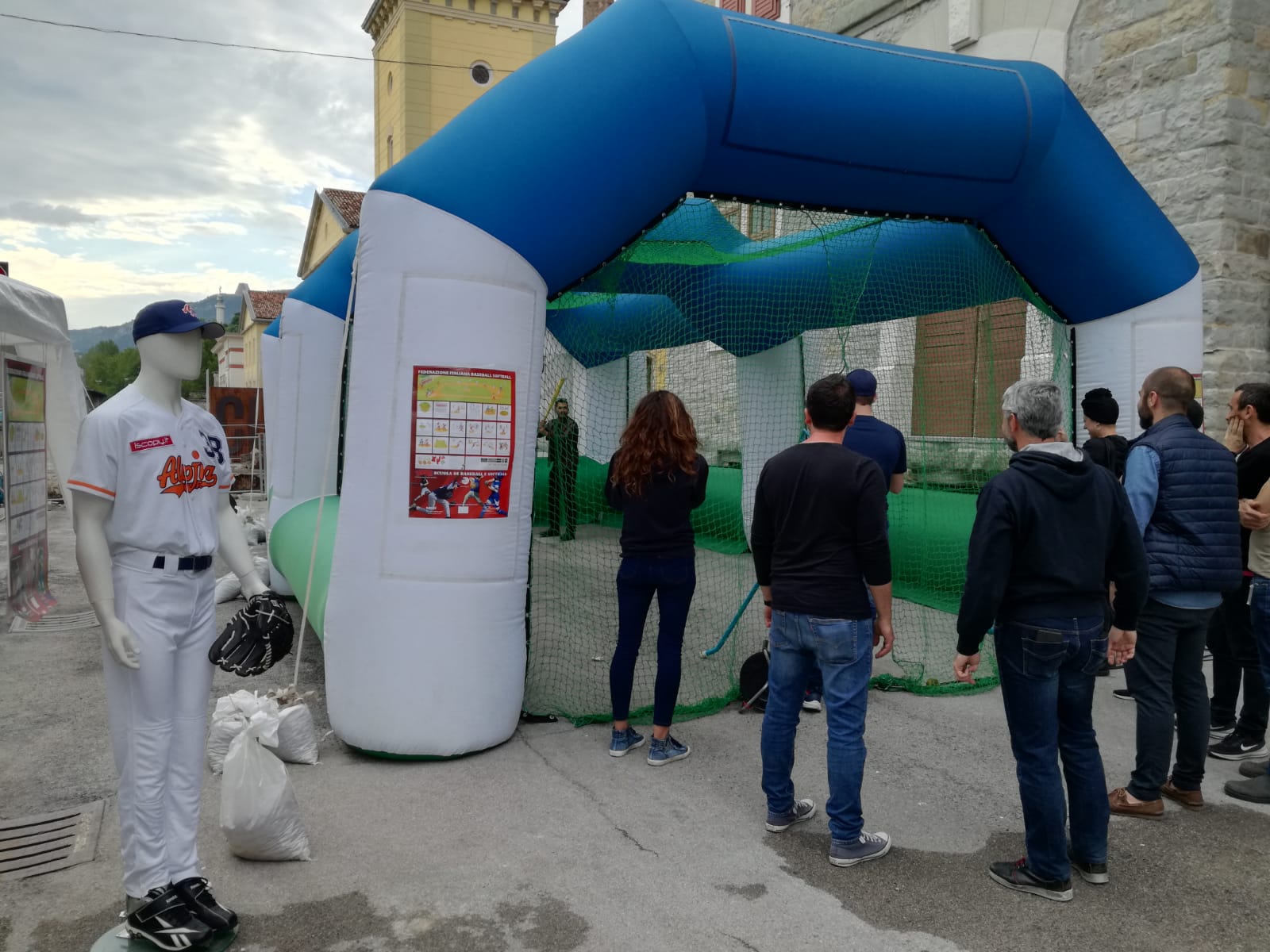ANCHE IL BASEBALL E SOFTBALL NEL PORTO VECCHIO DI TRIESTE
