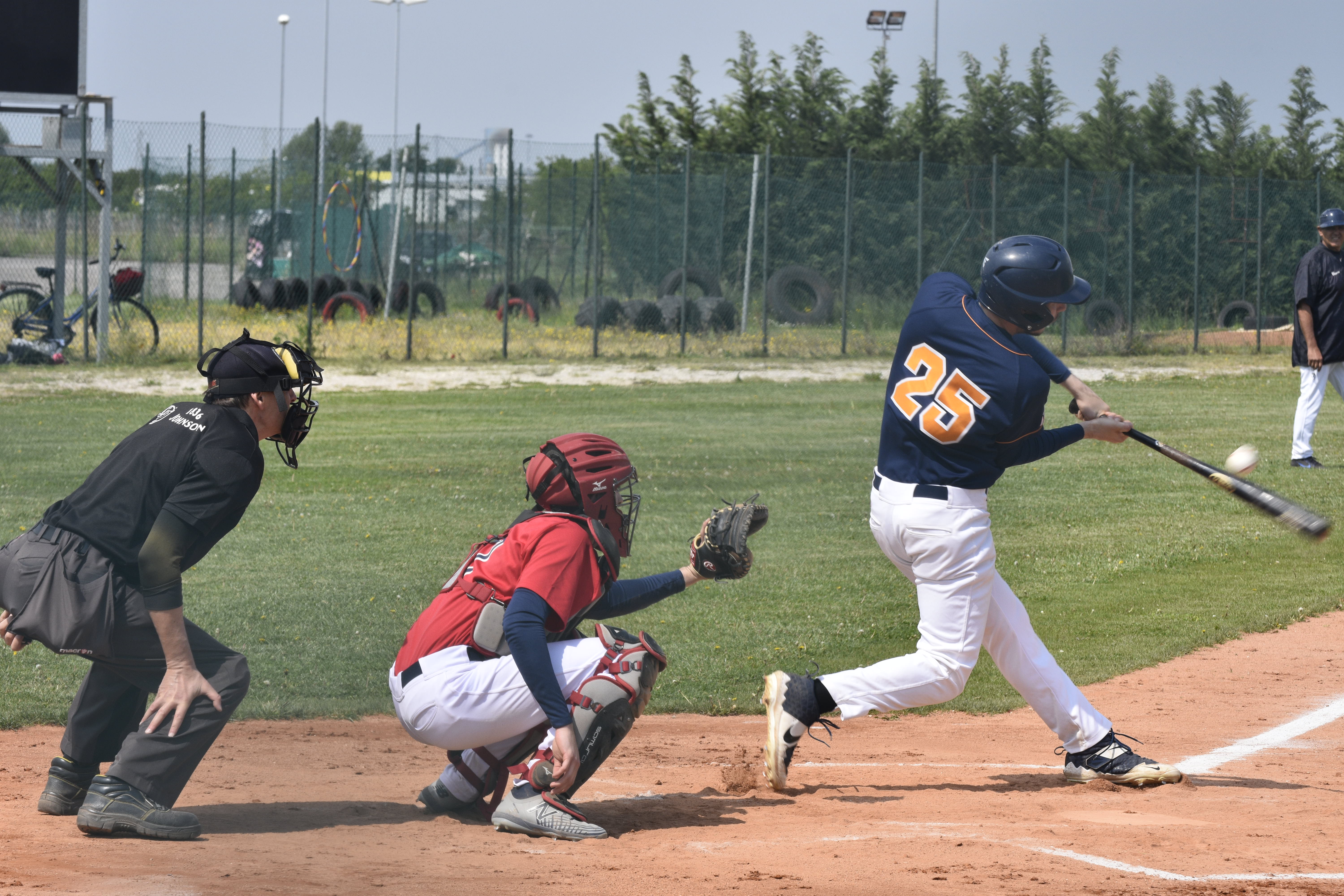 TERZA GIORNATA CAMPIONATO SERIE B: IL COMMENTO E LE FOTO